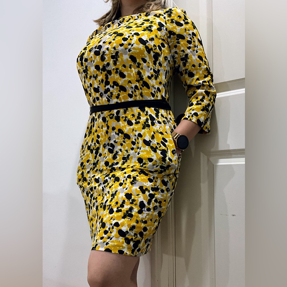 Light and beautiful dress perfect for summer, good fitting and shape